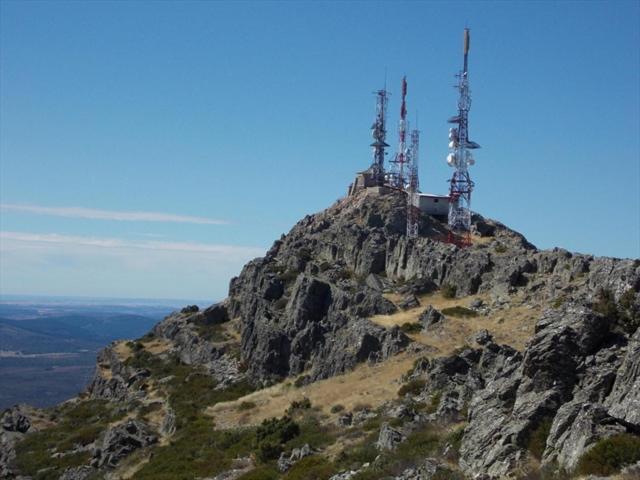 La Casa Rural De Alicia Bustares Екстериор снимка